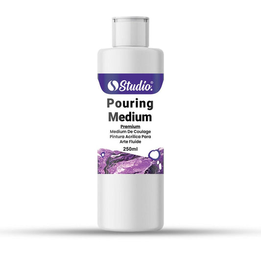 Studio Pouring Medium 250 ml